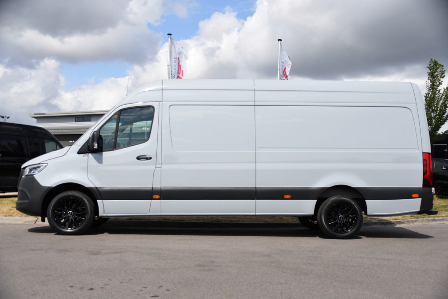 Mercedes-Benz Sprinter 317 1.9 CDI L3H2 RWD PB Edition NIEUW STAAT! Adaptieve Cruise, Camera, Carlay, LED, Standkachel, 170pk, Stoelverwarming, Dodehoek, Automaat, 3 Zitplaatsen, Uniek!