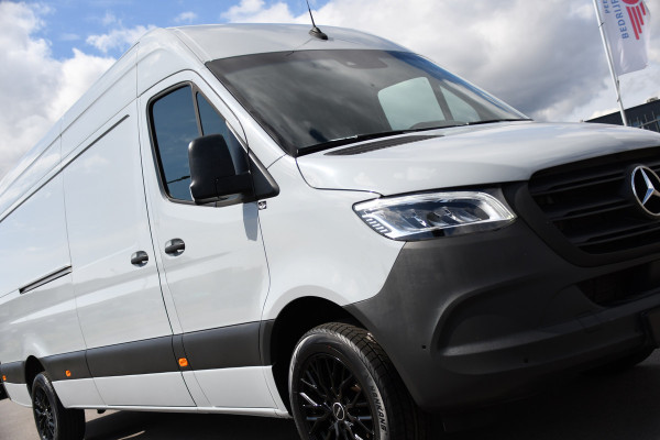 Mercedes-Benz Sprinter 317 1.9 CDI L3H2 RWD PB Edition NIEUW STAAT! Adaptieve Cruise, Camera, Carlay, LED, Standkachel, 170pk, Stoelverwarming, Dodehoek, Automaat, 3 Zitplaatsen, Uniek!