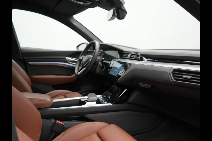Audi Q8 e-tron 50 quattro S Line 95 kWh 340pk Dealer O.H | Luchtvering | Trekhaak Afn. | Adaptive Cruise | Bang & Olufsen | Head Up | 360 Camera | Lederen Sportstoelen & Stuur Verwarmd | Keyless | Apple Carplay | BLIS | Virtual | Navigatie | DAB | 21"L.M |