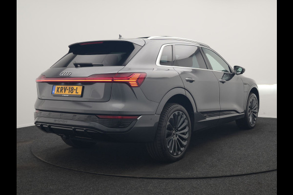 Audi Q8 e-tron 50 quattro S Line 95 kWh 340pk Dealer O.H | Luchtvering | Trekhaak Afn. | Adaptive Cruise | Bang & Olufsen | Head Up | 360 Camera | Lederen Sportstoelen & Stuur Verwarmd | Keyless | Apple Carplay | BLIS | Virtual | Navigatie | DAB | 21"L.M |