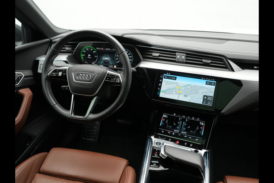 Audi Q8 e-tron 50 quattro S Line 95 kWh 340pk Dealer O.H | Luchtvering | Trekhaak Afn. | Adaptive Cruise | Bang & Olufsen | Head Up | 360 Camera | Lederen Sportstoelen & Stuur Verwarmd | Keyless | Apple Carplay | BLIS | Virtual | Navigatie | DAB | 21"L.M |