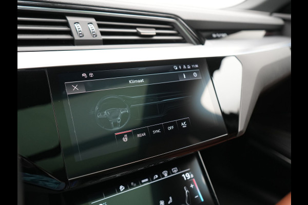 Audi Q8 e-tron 50 quattro S Line 95 kWh 340pk Dealer O.H | Luchtvering | Trekhaak Afn. | Adaptive Cruise | Bang & Olufsen | Head Up | 360 Camera | Lederen Sportstoelen & Stuur Verwarmd | Keyless | Apple Carplay | BLIS | Virtual | Navigatie | DAB | 21"L.M |