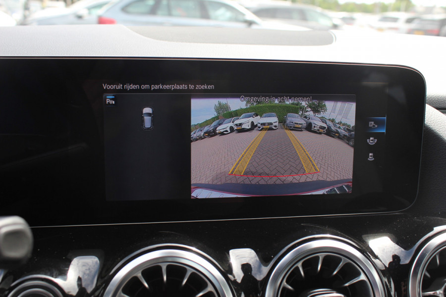 Mercedes-Benz EQA 250+ Luxury Line 71 kWh / SoH 93,4% / Camera / Leder / CarPlay / Keyless / 18'' / Stoelverwarming / DAB / Cruise Control