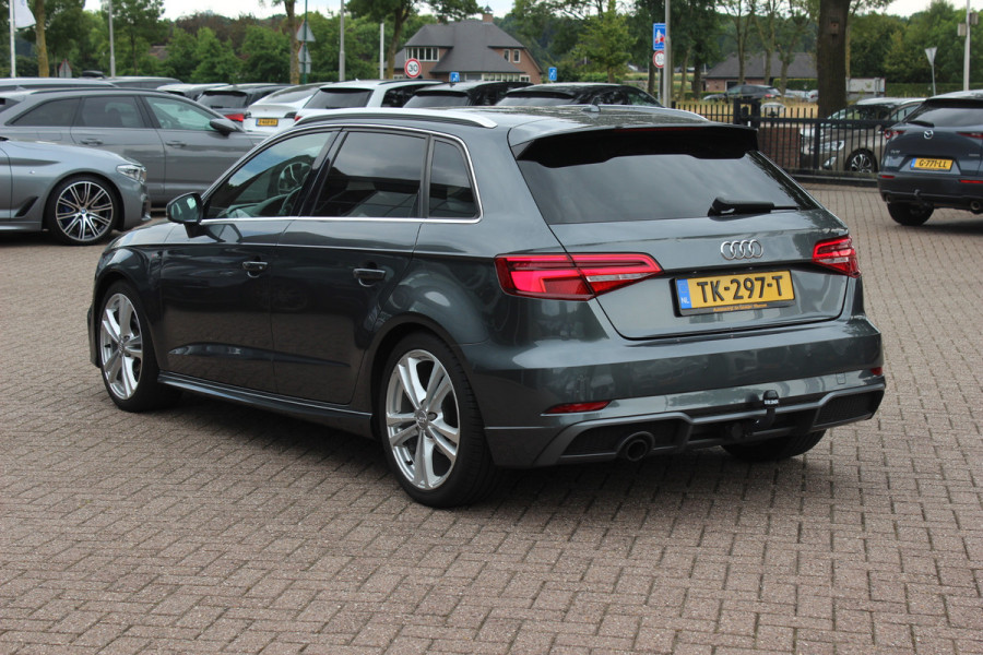 Audi A3 Sportback 1.0 TFSI Sport S Line Edition / Trekhaak / Navigatie / Parkeerhulp achter / Sportstoelen / Cruise Control / LED Koplampen