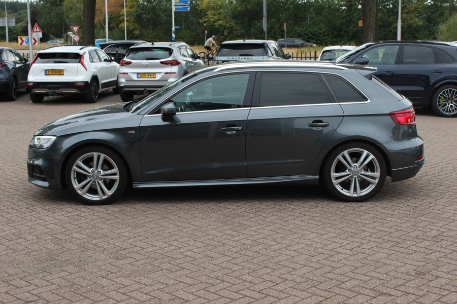 Audi A3 Sportback 1.0 TFSI Sport S Line Edition / Trekhaak / Navigatie / Parkeerhulp achter / Sportstoelen / Cruise Control / LED Koplampen