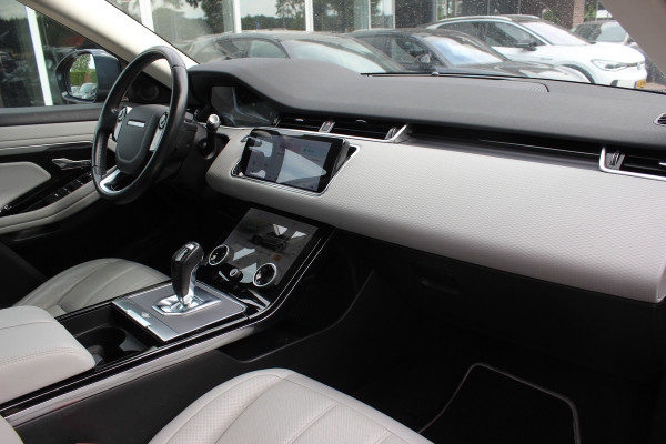 Land Rover Range Rover Evoque 2.0 P200 AWD SE / Panoramadak / Camera / Leder / 18'' / Elektr. Stoelen / Virtual Cockpit / Cruise Control