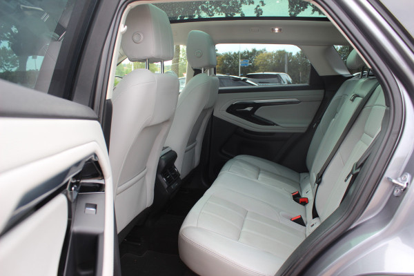 Land Rover Range Rover Evoque 2.0 P200 AWD SE / Panoramadak / Camera / Leder / 18'' / Elektr. Stoelen / Virtual Cockpit / Cruise Control