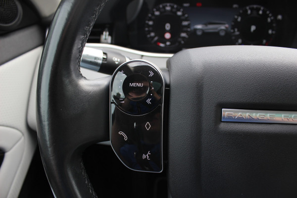 Land Rover Range Rover Evoque 2.0 P200 AWD SE / Panoramadak / Camera / Leder / 18'' / Elektr. Stoelen / Virtual Cockpit / Cruise Control