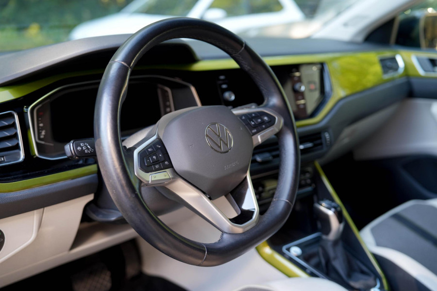 Volkswagen Taigo 1.0 TSI Style | Stoelverwarming | Camera | Keyles | Carplay | IQ Light
