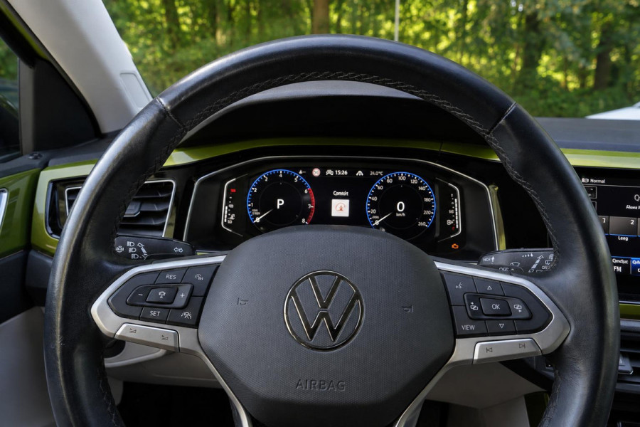 Volkswagen Taigo 1.0 TSI Style | Stoelverwarming | Camera | Keyles | Carplay | IQ Light