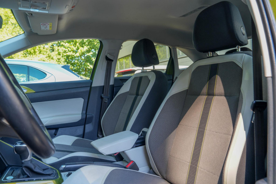 Volkswagen Taigo 1.0 TSI Style | Stoelverwarming | Camera | Keyles | Carplay | IQ Light