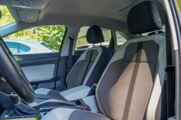 Volkswagen Taigo 1.0 TSI Style | Stoelverwarming | Camera | Keyles | Carplay | IQ Light