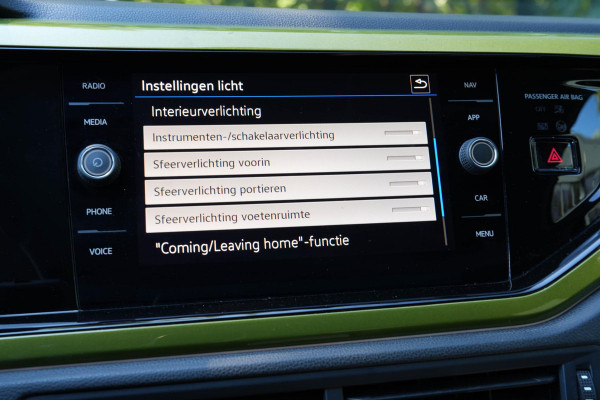 Volkswagen Taigo 1.0 TSI Style | Stoelverwarming | Camera | Keyles | Carplay | IQ Light