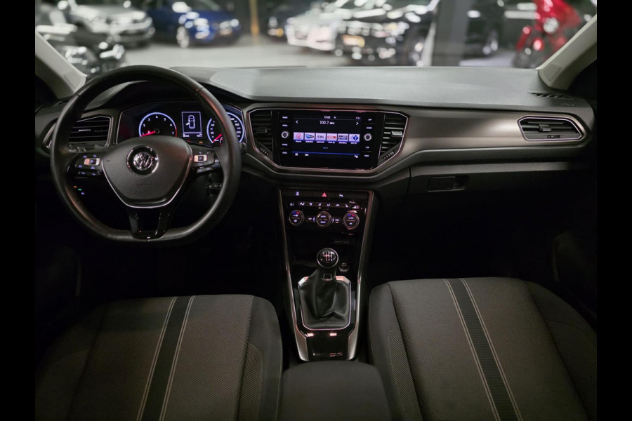 Volkswagen T-Roc 1.5 TSI Style |STUUR/STOELVERW.|ACC|CAMERA