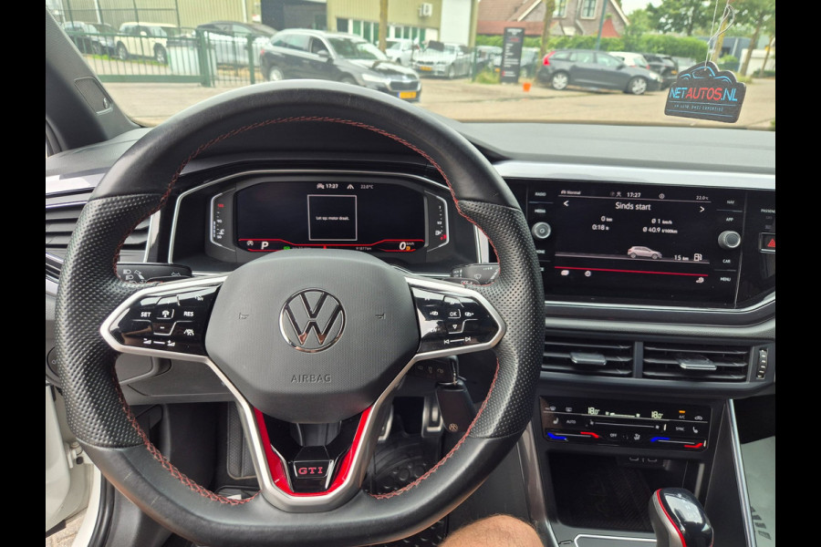 Volkswagen POLO 2.0 GTI TSI Automaat Virtual dash IQ. Light Camera Super gaaf 2.0 TSI GTI