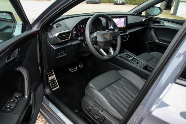 CUPRA Leon 1.4 e-Hybrid VZ Copper Edition 245pk DSG! 1e|Panoramadak|Virtual Cockpit|LED Matrix|Kuipstoelen elektrisch|NAVI|Camera