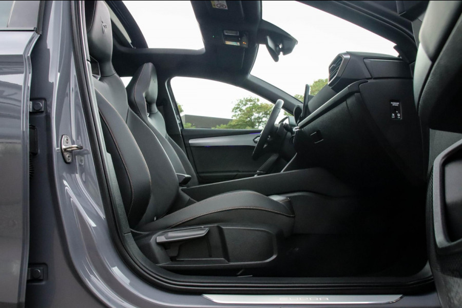 CUPRA Leon 1.4 e-Hybrid VZ Copper Edition 245pk DSG! 1e|Panoramadak|Virtual Cockpit|LED Matrix|Kuipstoelen elektrisch|NAVI|Camera