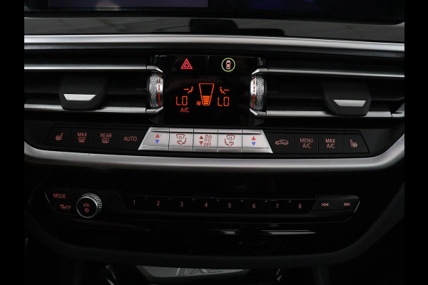 BMW iX3 Executive 80 kWh | SOH 93,8% | Panoramadak | Leder | Stoelverwarming | Adaptive cruise | Carplay | Sfeerverlichting | Camera | Park assist | Elektrische achterklep | PHEV