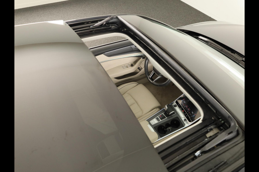 Audi A6 Limousine 50 TFSI e quattro Advanced edition 299pk | Private lease vanaf €908 | Panoramadak | Head Up display | B&O Audio  | Elektrisch verstelbare voorstoelen met geheugen