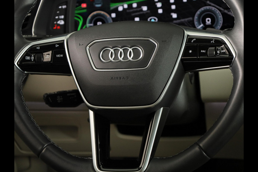 Audi A6 Limousine 50 TFSI e quattro Advanced edition 299pk | Private lease vanaf €908 | Panoramadak | Head Up display | B&O Audio  | Elektrisch verstelbare voorstoelen met geheugen