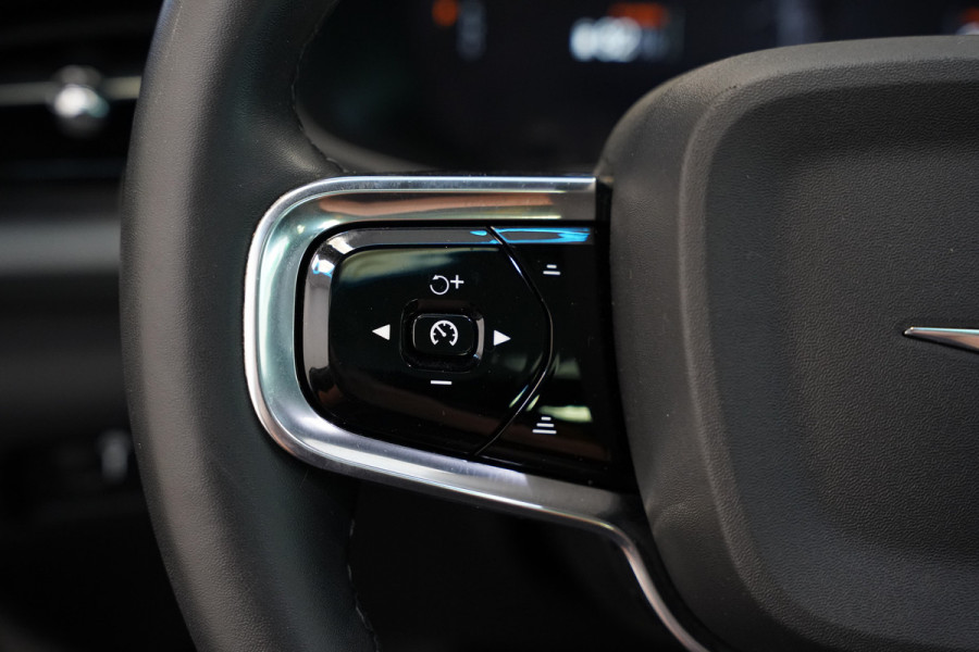 Polestar 2 Long Range Dual Motor Launch Edition 78kWh Performance ACC 360 Camera Trekhaak Panoramadak 408PK!