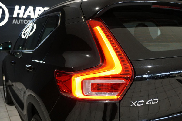 Volvo XC40 1.5 T3 Momentum Pro + DEALER ONDERHOUDEN + CAMERA / CARPLAY