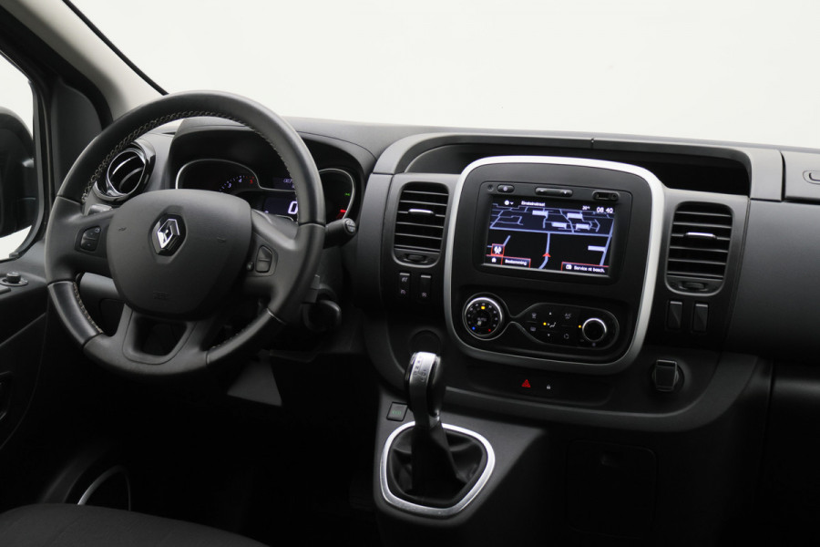 Renault Trafic 2.0 dCi Automaat 145 T29 L2H1 DC 5-zits Camera, Climate Control, Apple CarPlay, Navigatie, Trekhaak 17"