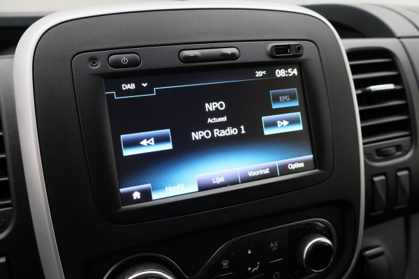 Renault Trafic 2.0 dCi Automaat 145 T29 L2H1 DC 5-zits Camera, Climate Control, Apple CarPlay, Navigatie, Trekhaak 17"