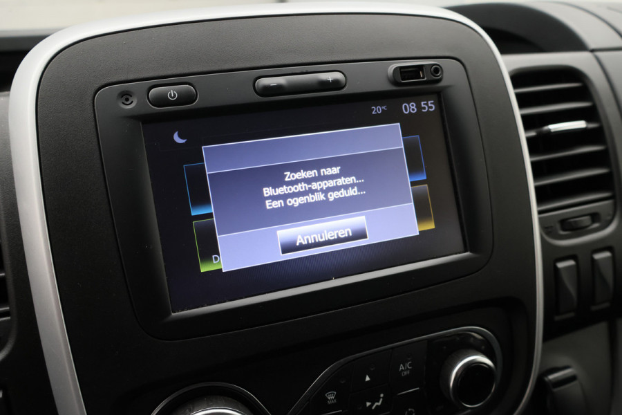 Renault Trafic 2.0 dCi Automaat 145 T29 L2H1 DC 5-zits Camera, Climate Control, Apple CarPlay, Navigatie, Trekhaak 17"