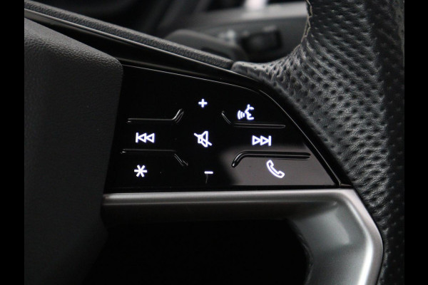 Audi Q4 Sportback e-tron 40 Launch edition S Competition 77 kWh | SOH 92,5% | Panoramadak | Leder | Stoelverwarming | Adaptive cruise | Head-up | SONOS audio | Sfeerverlichting | Carplay | Trekhaak