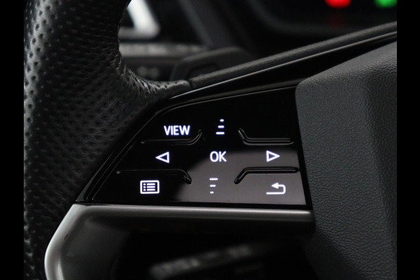 Audi Q4 Sportback e-tron 40 Launch edition S Competition 77 kWh | SOH 92,5% | Panoramadak | Leder | Stoelverwarming | Adaptive cruise | Head-up | SONOS audio | Sfeerverlichting | Carplay | Trekhaak