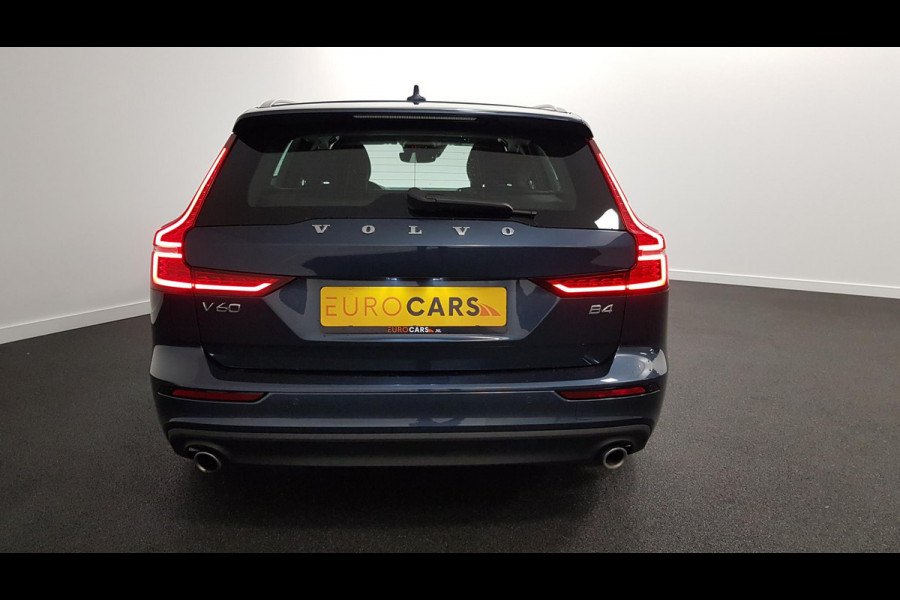 Volvo V60 2.0 B4 197 pk Automaat Momentum Pro Navigatie Climate control Adaptive cruise Control Led DAB Electrisch bedienbare achterklep Parkeer sensoren