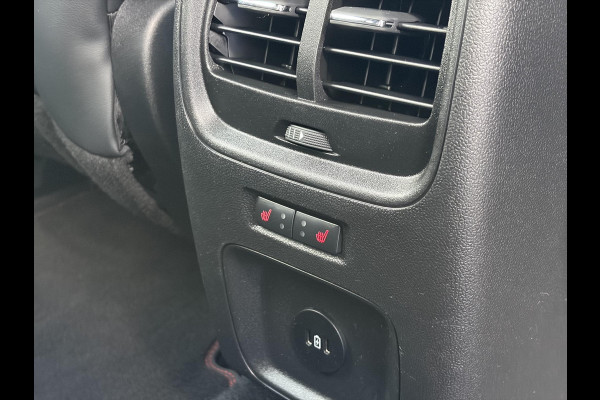 Ford Kuga 2.5 PHEV ST-Line X 243pk | Winterpack | Driver Assistance Pack | AGR-Stoelen | Orig. NL auto | Trekhaak