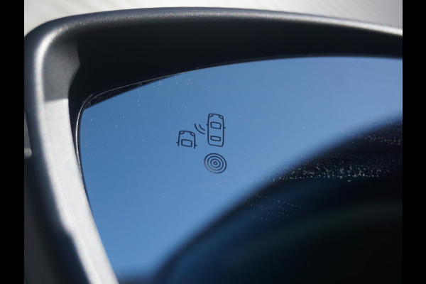 Peugeot 208 1.2 Hybrid 110 e-DCS6 Allure 360 Camera