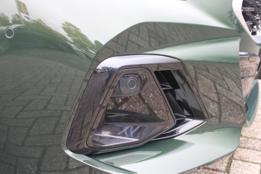 BMW Z4 ROADSTER sDRIVE 20i 197PK HIGH EXECUTIVE M-SPORT AUTOMAAT | M INTERIEURPAKKET  | M EXTERIEURPAKKET | M SPORTSTUUR | HARMAN KARDON | SFEERVERLICHTING IN 11 VERSCHILLENDE KLEUREN |19" VIJFDUBBELSPAAKS M SPORTWIELEN | NAVIGATIE | DRAADLOZE APPLE CARPLAY / ANDROID AUTO |  LEDER VERNASCA COGNAC | STOEL / STUUR VERWARMING | ACHTERUITRIJCAMERA | FULL LED KOPLAMPEN | SAFETY PAKKET | DODEHOEK DETECTIE |