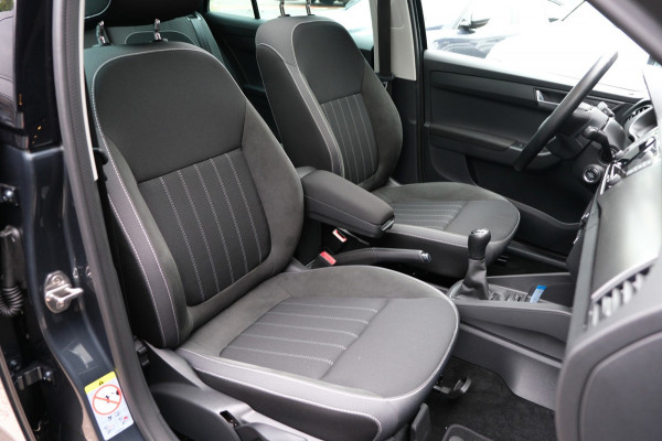 Škoda Fabia 1.0 TSI **12dkm** UNIEK |Panoramadak/Apple Carplay| Camera+Stoelverwarming
