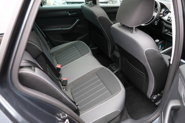Škoda Fabia 1.0 TSI **12dkm** UNIEK |Panoramadak/Apple Carplay| Camera+Stoelverwarming