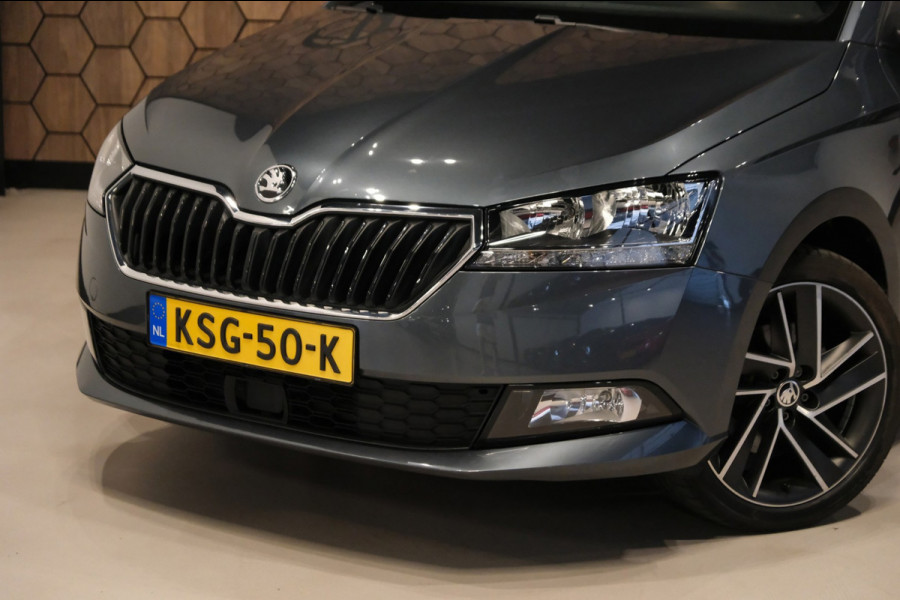 Škoda Fabia 1.0 TSI **12dkm** UNIEK |Panoramadak/Apple Carplay| Camera+Stoelverwarming