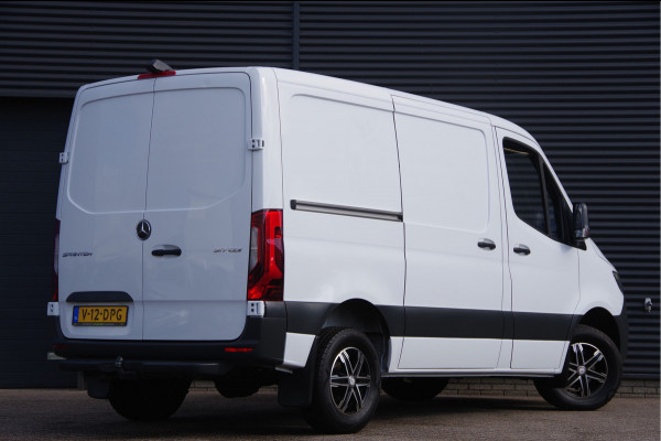 Mercedes-Benz Sprinter 317 1.9 CDI L1H1 RWD AUT. LED, TREKHAAK, STOELVERWARMING, STANDKACHEL, CAMERA, CRUISE, CARPLAY