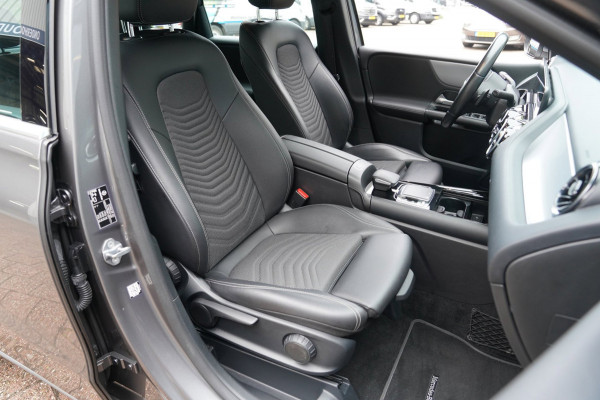 Mercedes-Benz B-Klasse 180 Business Solution|Prijs rijklaar incl 12 mnd garantie|Afn Trekhaak Navi Elek klep