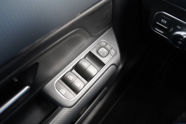 Mercedes-Benz B-Klasse 180 Business Solution|Prijs rijklaar incl 12 mnd garantie|Afn Trekhaak Navi Elek klep