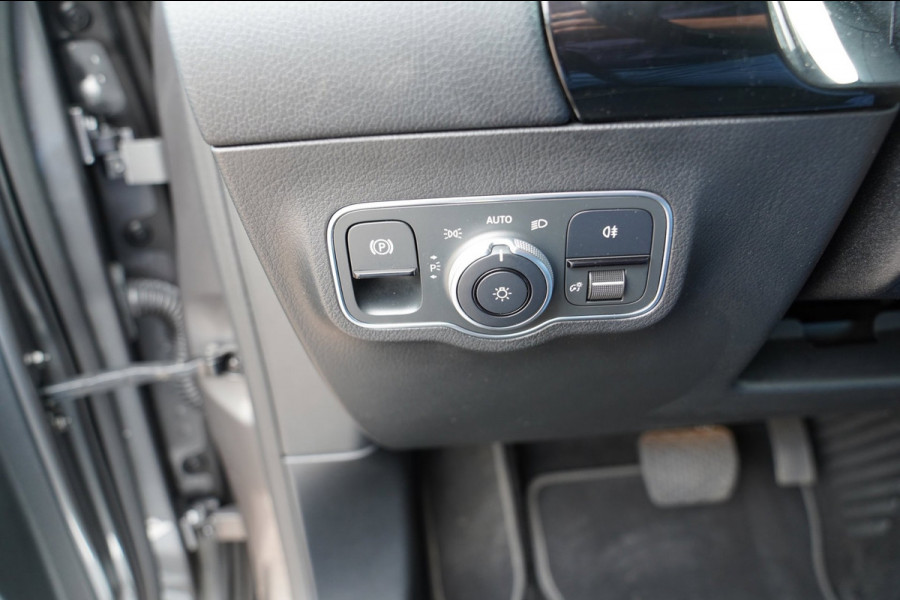 Mercedes-Benz B-Klasse 180 Business Solution|Prijs rijklaar incl 12 mnd garantie|Afn Trekhaak Navi Elek klep