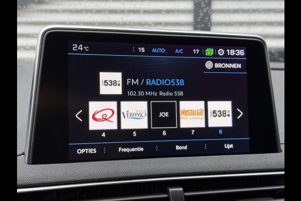 Peugeot 3008 1.2 PureTech Crossway 1e Eigenaar|Navi|Trekhaak|D-riem vv in 2024|i-Cockpit|Camera|Carplay|Clima|Cruise|Elektr. Achterklep|APK tot 07-2027