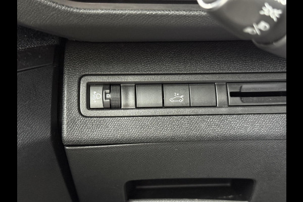 Peugeot 3008 1.2 PureTech Crossway 1e Eigenaar|Navi|Trekhaak|D-riem vv in 2024|i-Cockpit|Camera|Carplay|Clima|Cruise|Elektr. Achterklep|APK tot 07-2027