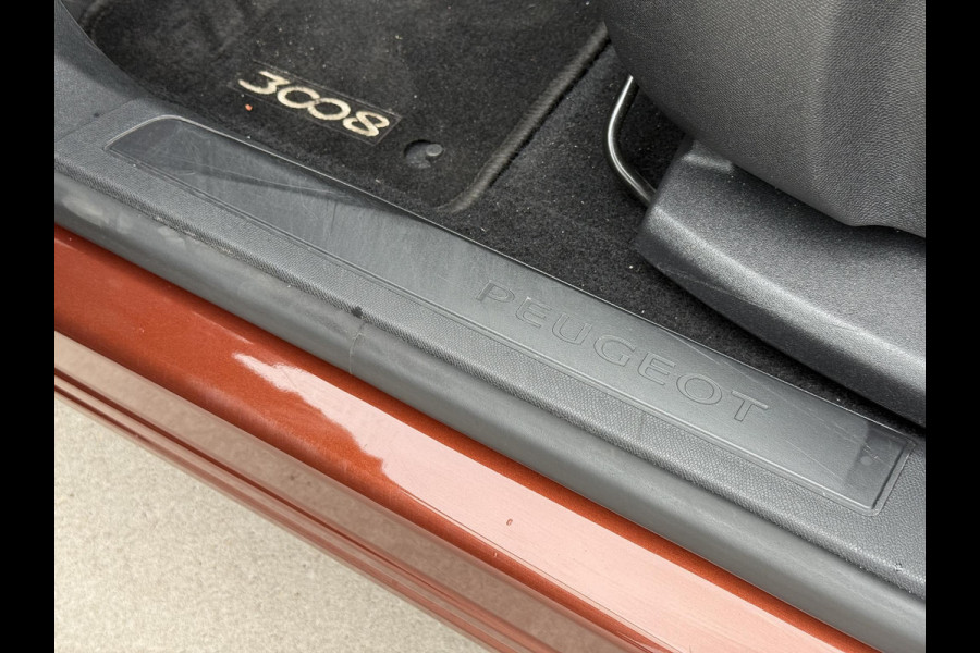 Peugeot 3008 1.2 PureTech Crossway 1e Eigenaar|Navi|Trekhaak|D-riem vv in 2024|i-Cockpit|Camera|Carplay|Clima|Cruise|Elektr. Achterklep|APK tot 07-2027