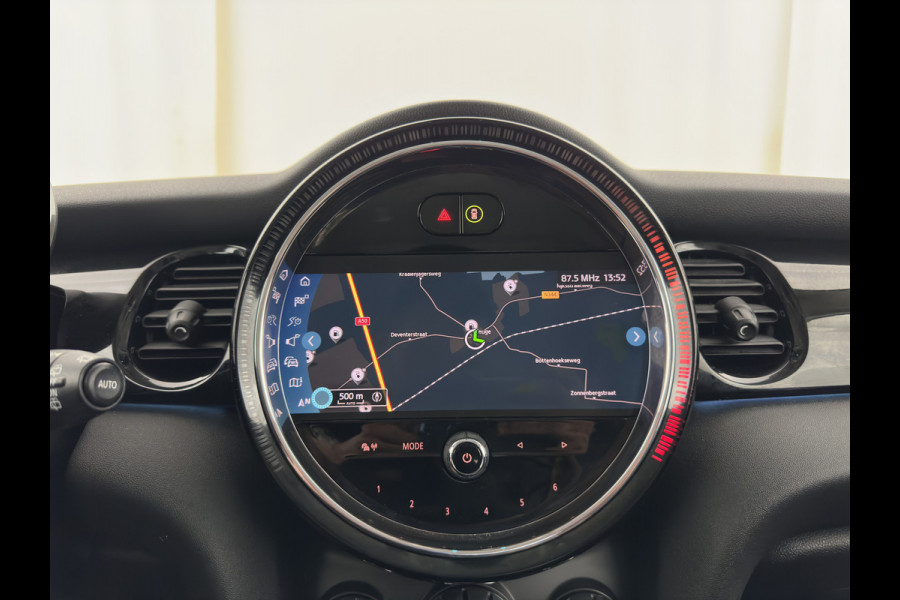 MINI Electric MINI Yours 33 kWh [3-Fase-11kW] {Soh-96%} (INCL.BTW) Aut. *HEAT-PUMP | LEATHER-FABRIC | FULL-LED | NAVI-FULLMAP | SPORT-SEATS | AMBIENT-LIGHT | DIGI-COCKPIT | DAB+ | ECC | PDC | CRUISE | 16''ALU*