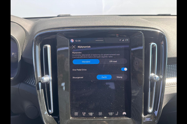 Volvo XC40 Recharge P8 AWD R-Design PANODAK | TREKHAAK| SOH 89.5.|