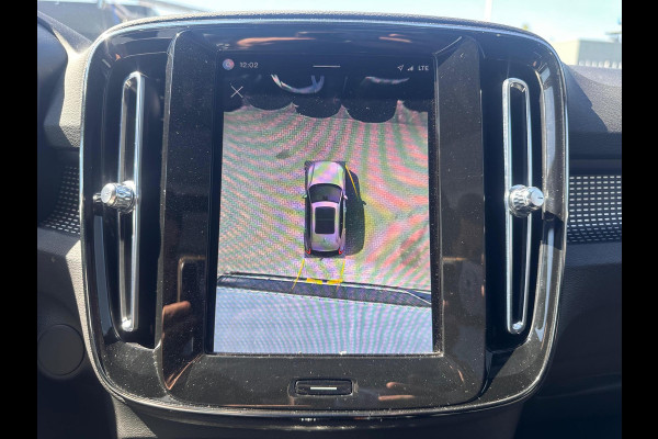 Volvo XC40 Recharge P8 AWD R-Design PANODAK | TREKHAAK| SOH 89.5.|