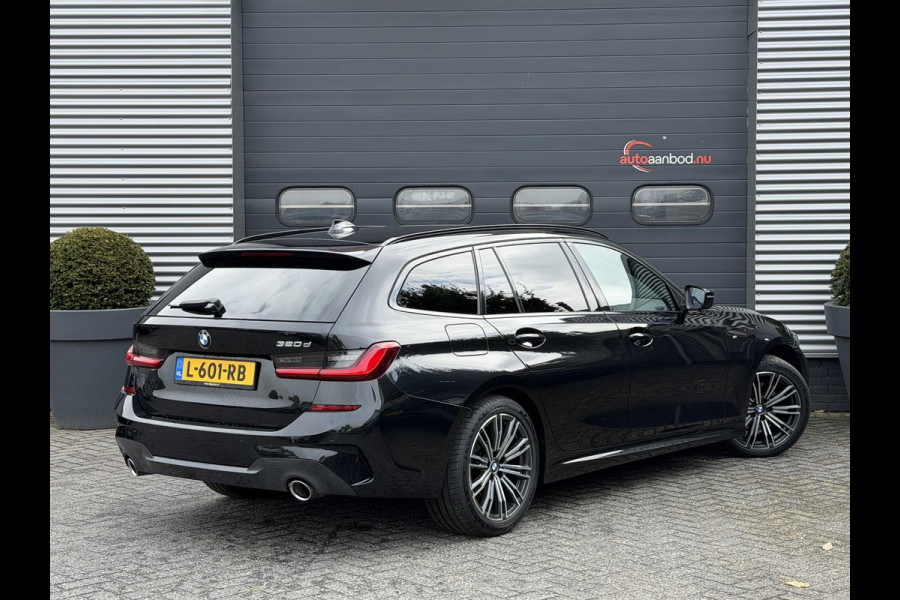 BMW 3 Serie Touring 320d High Executive M-Sport | Navigatie | DAB | Parkeersensoren | Elektrische Achterklep |