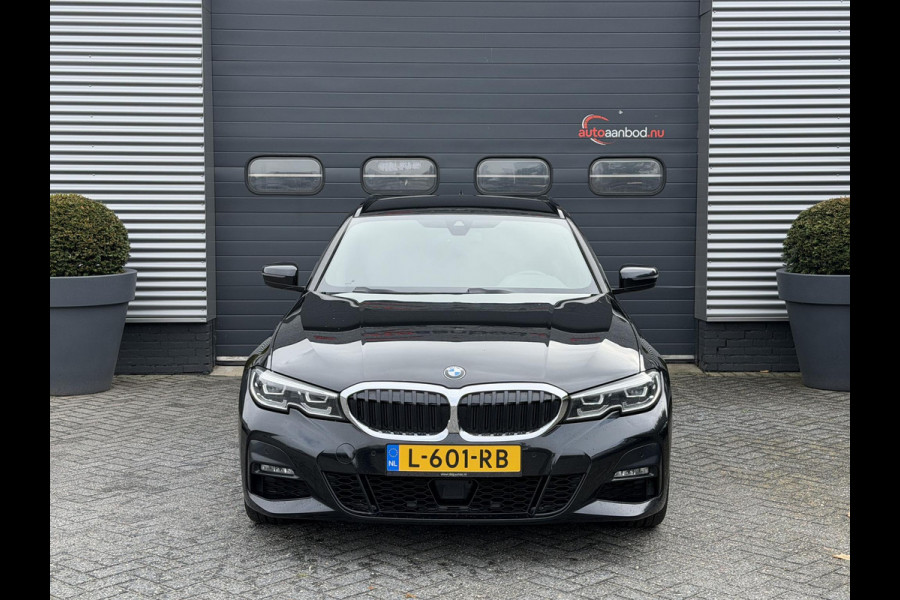 BMW 3 Serie Touring 320d High Executive M-Sport | Navigatie | DAB | Parkeersensoren | Elektrische Achterklep |
